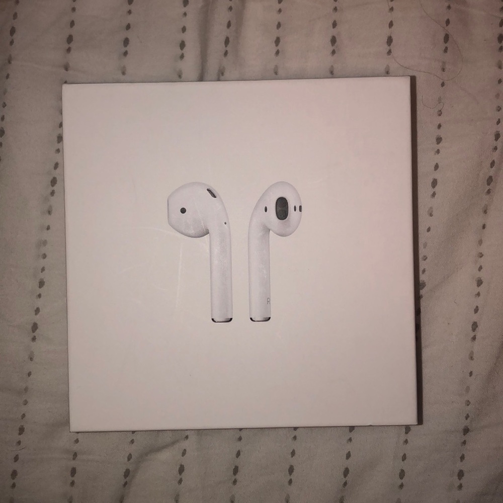 AirPods 1st gen brand new